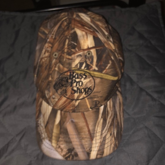 Out door hat - Picture 2 of 2